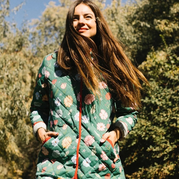 My Little Belleville - THE BEIJING QUILTED COAT-  GREEN FLORAL - Picture 1 of 16